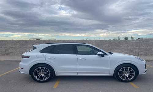 Porsche Cayenne 2023