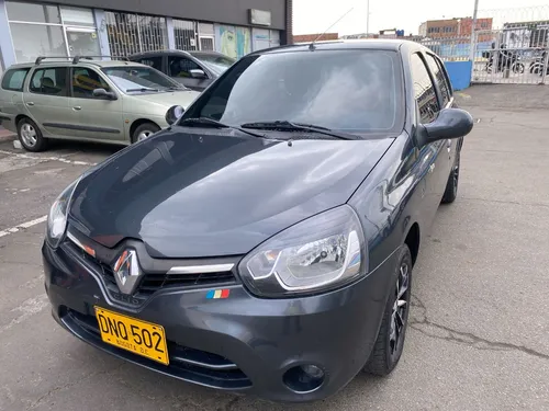 Renault CLIO STYLE 1.2 Night & Day