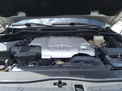 Toyota Lc200