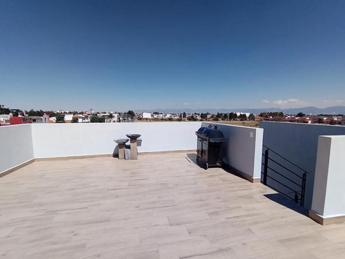 Venta De Casa En Residencial Viena Modelo Plus En Llano Grande Metepec