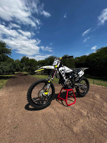 Imagen 1 de 6 de Husqvarna Fc250