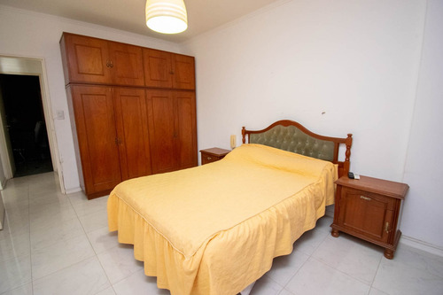 Imagen 14 de 30 de Departamento De 2 Dormitorios En El Centro