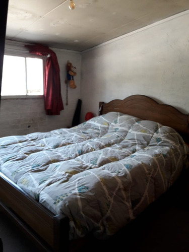 Imagen 7 de 14 de Venta Casa 3d 1b, Calle Costanera Norte, Renca