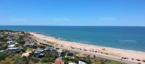 Imagen 7 de 30 de Casa Moderna En Dos Plantas En Venta En El Chorro