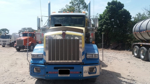 Tractomula Kenworth 2013