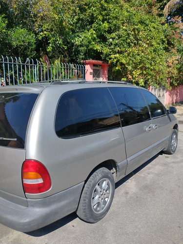 Imagem 11 de 11 de Chrysler Grand Caravan Versão Le
