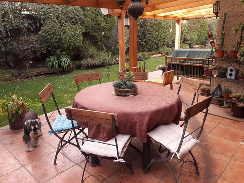 Casa En Venta En Lo Barnechea