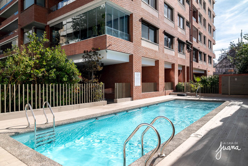 Encanto Y Vista Inmejorable En Último Piso En Providencia