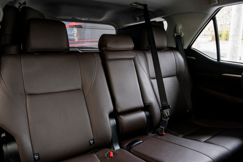 Imagen 14 de 15 de Toyota Sw4 2.8 Srx 4x4 Aut 7 Asientos - Car Cash