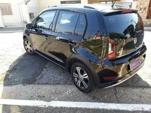 Imagem 7 de 15 de Volkswagen Up! 1.0 Cross Up Tsi