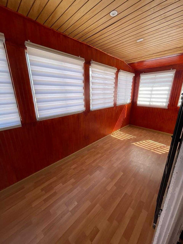 Amplia Casa En Arriendo (80084)
