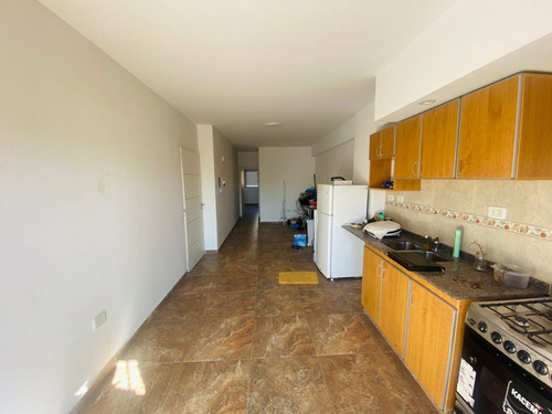 Imagen 6 de 10 de Departamento En Alquiler En Lanús Oeste