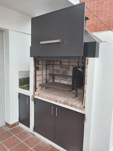 Frente De Parrilla