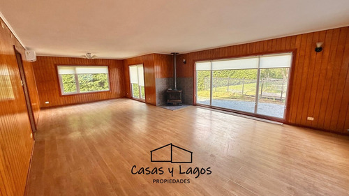 Casa 4d 3b + Servicio 245m2 Parque Ivian, Puerto Varas