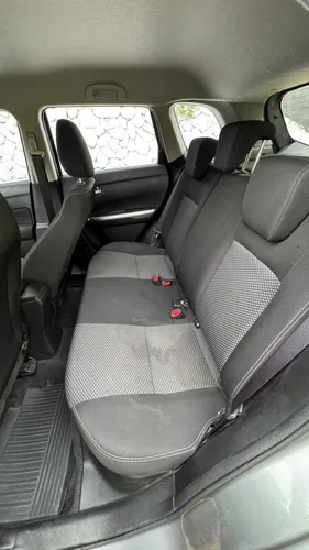 Suzuki Vitara Live 2022