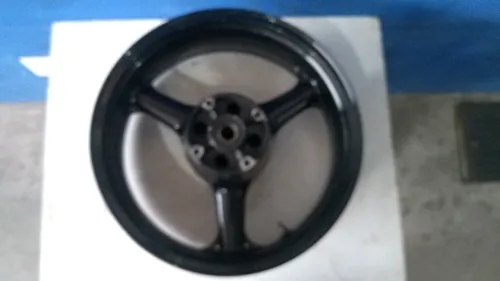 Roda Traseira Kawazaki Zx9 03/06 Original Usado Roda Traseira Kawazaki Zx9 03/06 Original Usado
