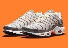 Mujer Air Max Plus TN SE Negro/Topo difuso | Lifestyle Nike — Grupozyn