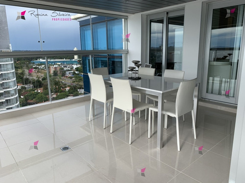 Mansa- Excepcional Pent House- Ref: 9564