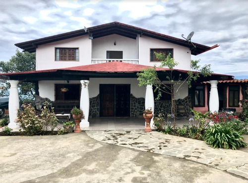 Venta Hacienda Terreno Finca El Junquito. 