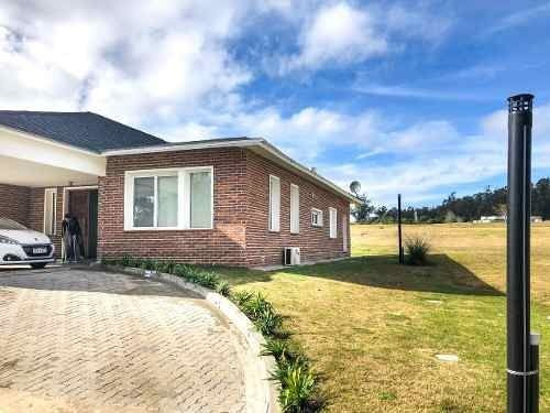 Imagen 2 de 13 de Casa En Venta De 3 Dormitorios En Jardines De Cordoba (ref: Lij-4448)
