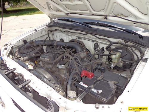 Toyota Hilux 2.7 4x4 Sincrónico