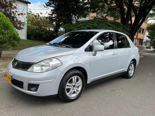 Nissan Tiida 1.8 Emotion 4 p