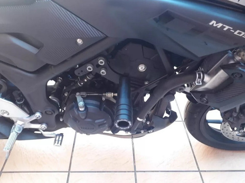 Imagem 4 de 5 de Slider Dianteiro Nylon Motos Yamaha Mt03 Mt 03 2015 / 2020
