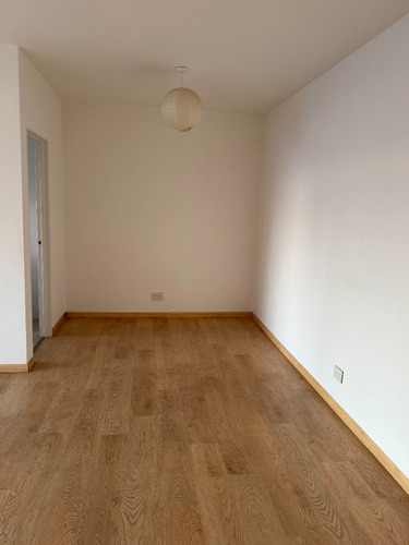Alquiler. Espectacular Departamento 2 Ambientes. Charcas 4070 Piso 17 Gran Vista. Pileta Y Jardín C/amenities Y Seguridad 24hs. Palermo.