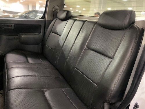 Toyota Hilux 2.5 Cab. Dupla 4x4 4p