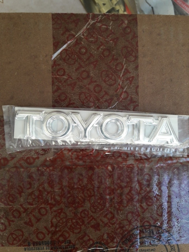 Emblema Toyota 