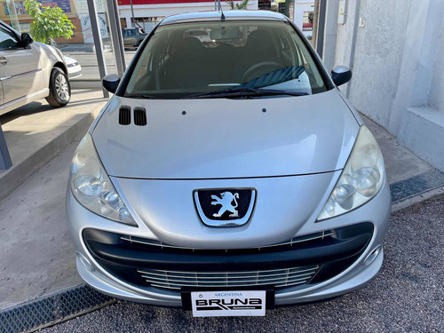 Imagen 2 de 13 de Peugeot 207 2011 1.9 Sedan Xs