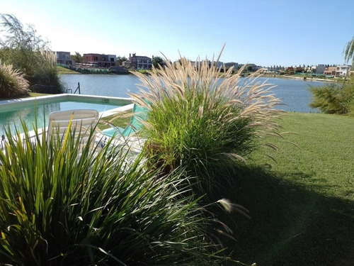 Imagen 6 de 26 de Hermosa Casa Al Agua En San Matias