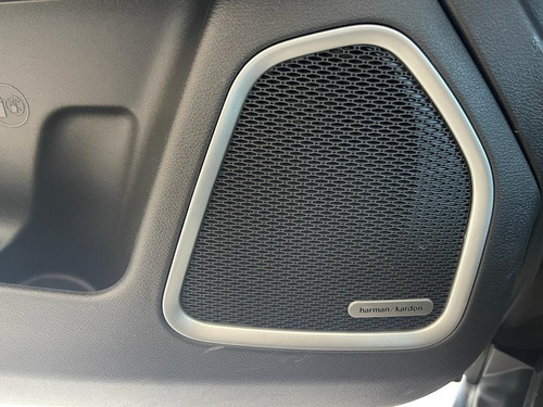 Imagen 12 de 16 de Jeep Commander