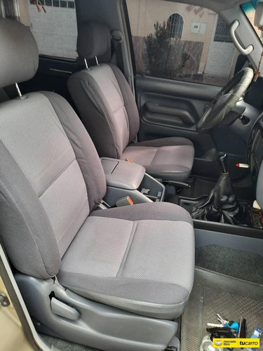 Toyota Meru Prado