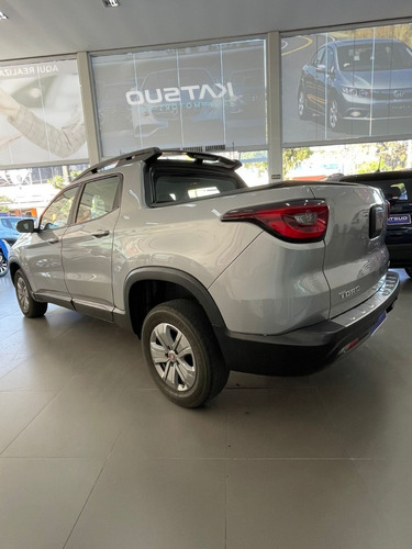 Imagem 14 de 17 de Fiat Toro 1.8 Evo 16v Flex Freedom 2020