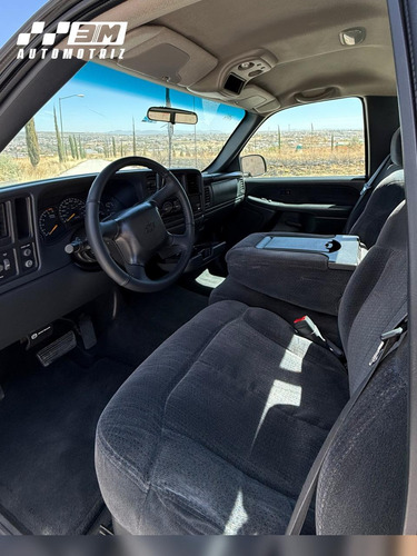 Chevrolet Cheyenne 5.3 2500 Cab Reg K 295hp 4x2 Mt
