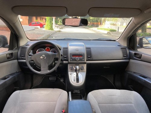 Nissan Sentra 2.0 Automático