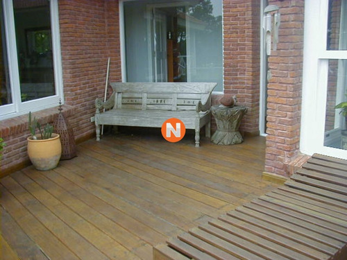 Casa En Venta, Golf, Punta Del Este, 5 Dormitorios.- Ref: 205482