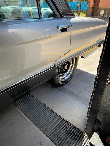 Ford Falcon