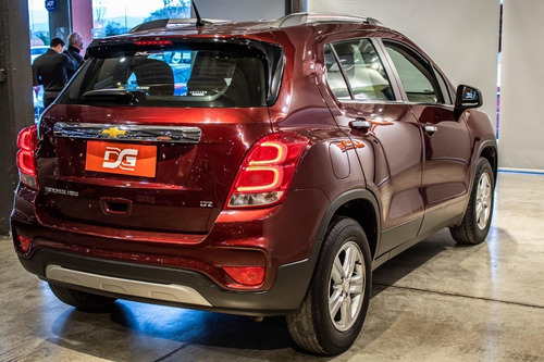 Imagen 23 de 23 de Tracker Ltz 1.8n 4x4 At 2017 100.000km Bordó