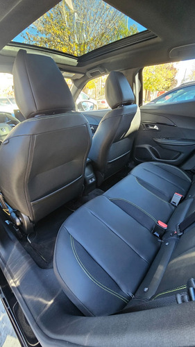 Peugeot 2008 1.0T Gt