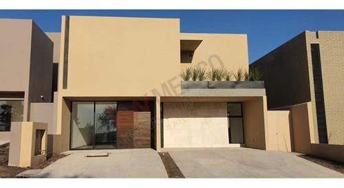 Venta De Casa En Altozano Queretaro Con Increíbles Vistas