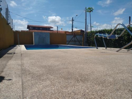 Imagem 5 de 21 de Casa Com 3 Quartos, Churrasqueira, Próxima Ao Centro Comercial E À 1,2km Do Mar Em Itanhaém, Sp.