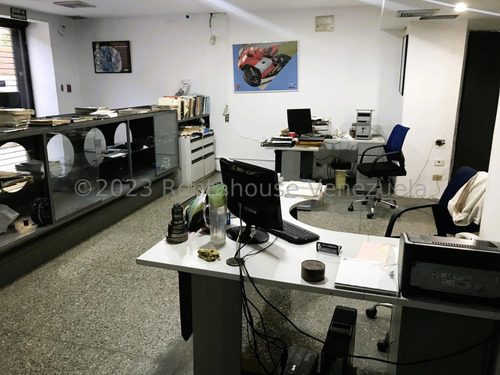 Ana Torres. Local Comercial En Venta 2331825 En Santa Eduvigis