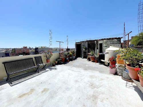 Casa Con Casita En Venta En San Miguel Vive Y Renta En Excelente Ubicación