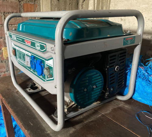 Imagen 2 de 3 de Generador Gasolinero Total 60hz 3000w 4 Tiemp Ohv Tp130005-5