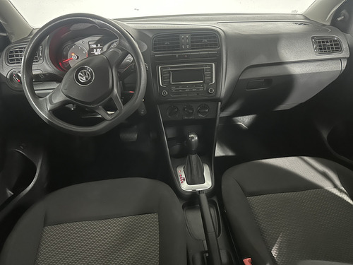 Volkswagen Vento STARTLINE 1.6L L4 105HP TIP