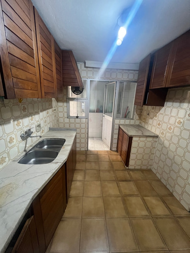 Alquiler Apartamento 3 Dormitorios Pocitos Con Cochera