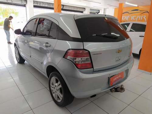 Imagem 4 de 13 de Chevrolet Agile 2011 1.4 Ltz 5p