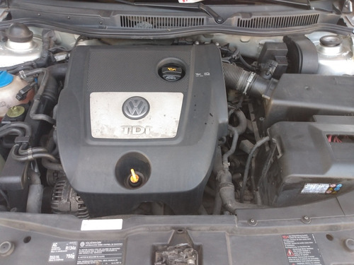 Imagen 7 de 15 de Permuto O Vendo Vw Bora Tdi 2006. Excelente!!!
